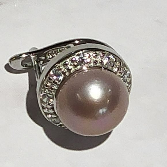 925 Sterling Silver Button Cultured Lavender Freshwater Pearl Leverback Earrings - Picture 5 of 10